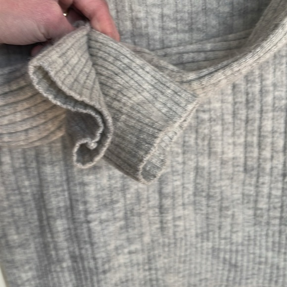 Medium grey ribbed sweater - Picture 4 of 7